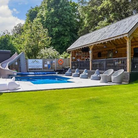 Вилла Luxurious Oasis Relax 32C Pool, Jacuzzi Games Bar Дил Экстерьер фото
